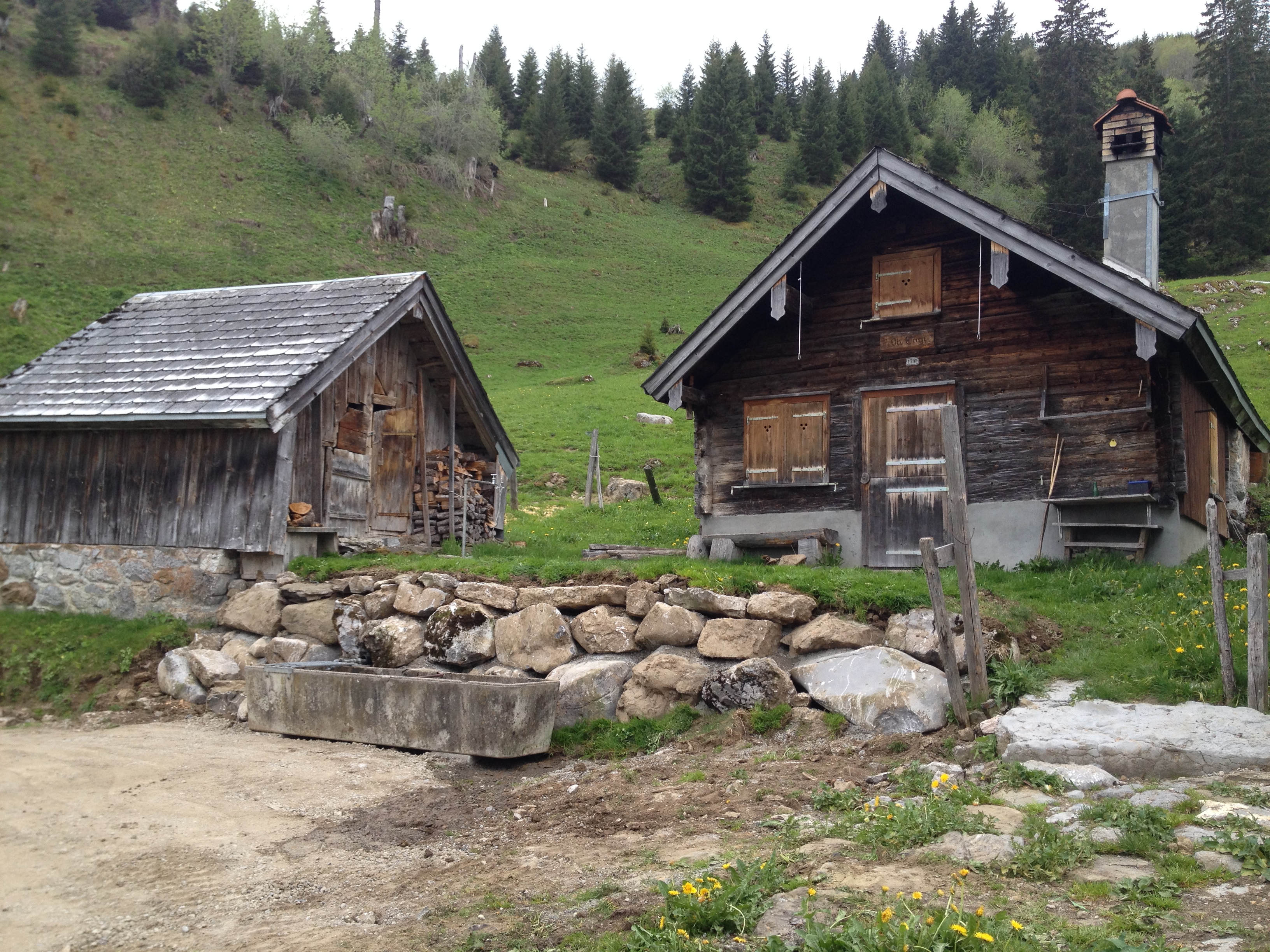 Natursteinmauern Engi, Grabserberg