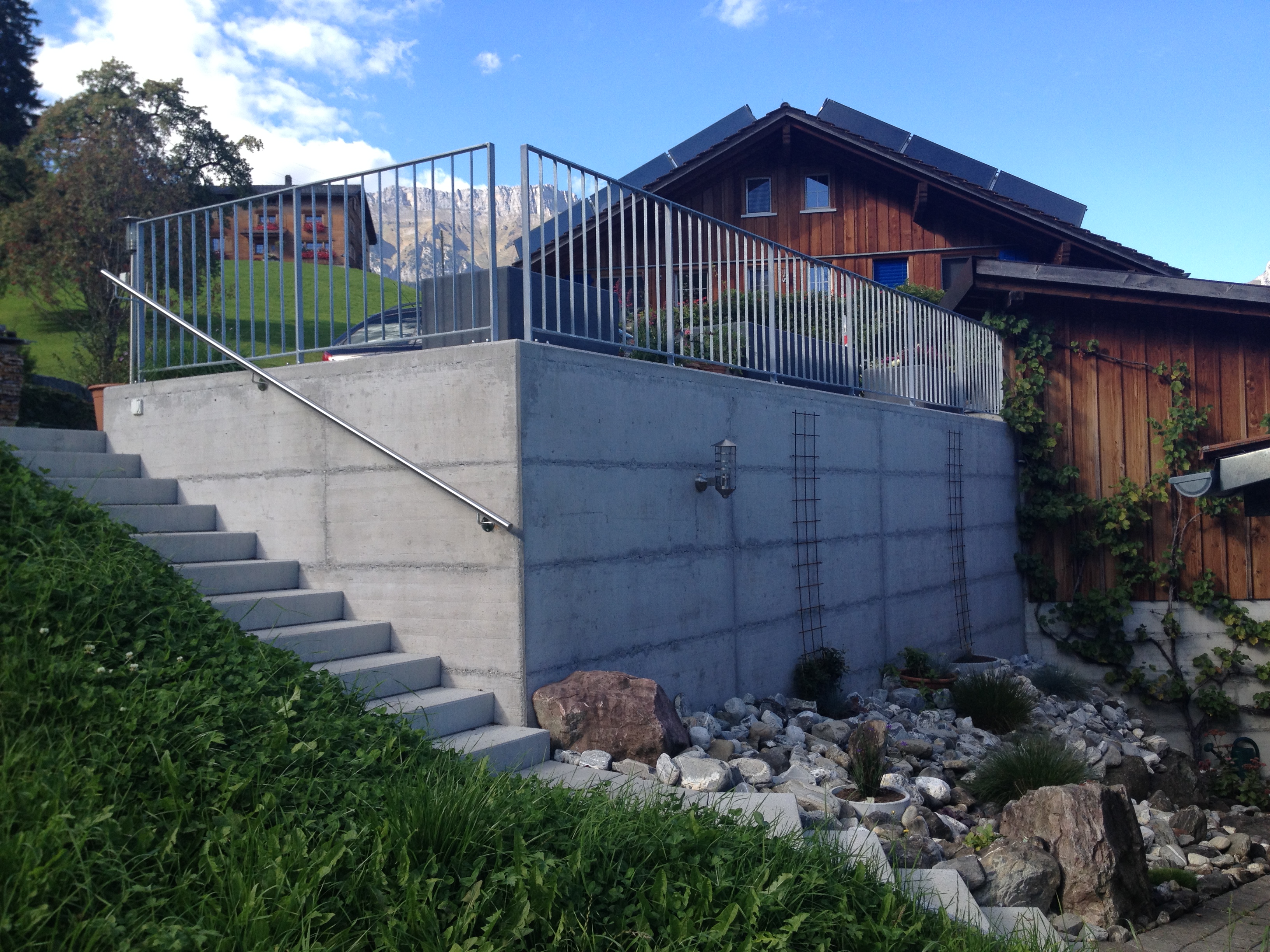 Neubau Stützmauer Unterwis, Grabserberg